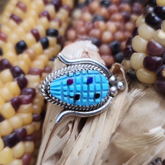 Adorable NWOT Native American Zuni Turquoise Inlaid Corn Pendant 🌽 🩵♥️ - Picture 7 of 8